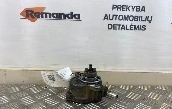Mercedes-Benz Sprinter W906 Vacuum pump