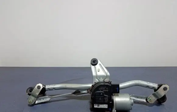 Skoda Octavia Mk4 Front wiper linkage and motor 5E4955023A