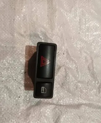 BMW 3 E46 Hazard light switch 8368920