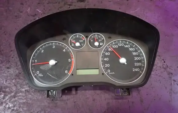 Ford Focus C-MAX Speedometer (instrument cluster) 
