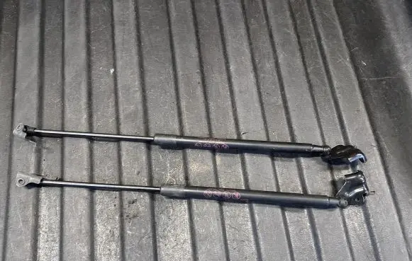 Lexus RX 450H Front bonnet/hood damper/strut 534400E070A