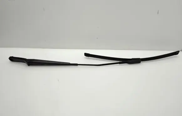 Audi Q3 8U Windshield/front glass wiper blade 8U1955408 AL230