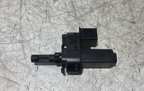 Clutch pedal sensor