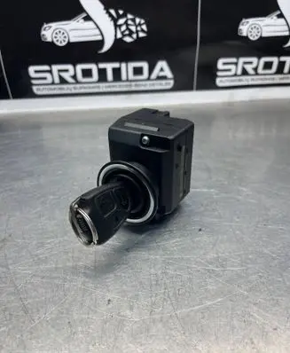 Mercedes-Benz C W203 Ignition lock 2095450908