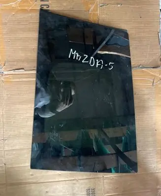 Mazda 5 Rear side window