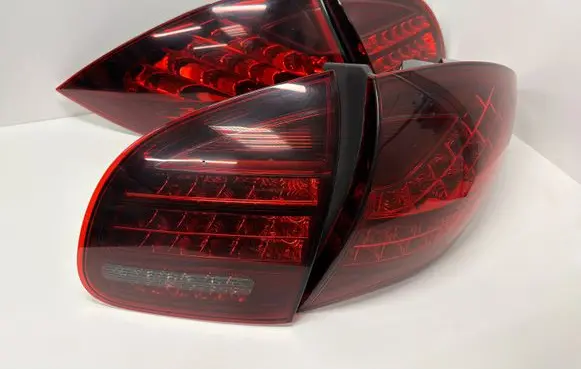Porsche Cayenne (92A) Rear/tail lights set 7P5945094R 7P5945093R 7P5945096M