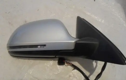 Audi A3 S3 8P Front door electric wing mirror 12PIN
