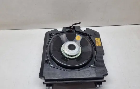 BMW 7 F01 F02 F03 F04 Subwoofer speaker 9151965 65139151965