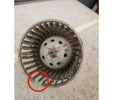 Chevrolet Blazer Heater fan/blower 52450306