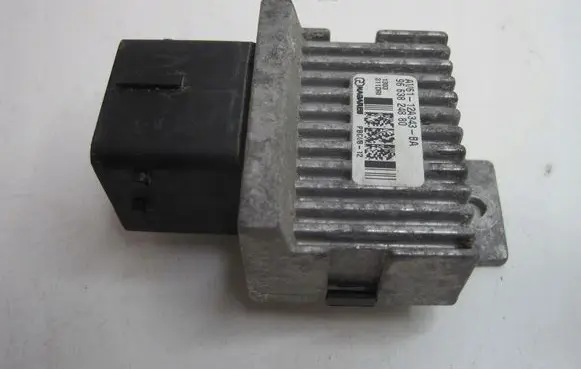Peugeot Partner III Combustion relay AV6112A343BA