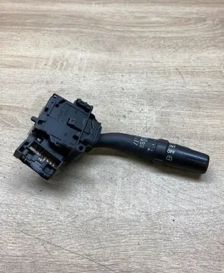 Toyota Avensis T250 Wiper control stalk 8465205170