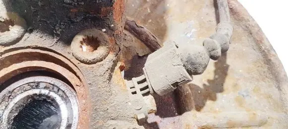 Volkswagen Golf V ABS brake wheel speed sensor