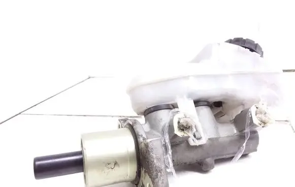Opel Zafira A Master brake cylinder 32066735