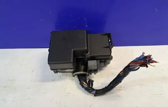 Volvo XC90 Fuse module 31384034