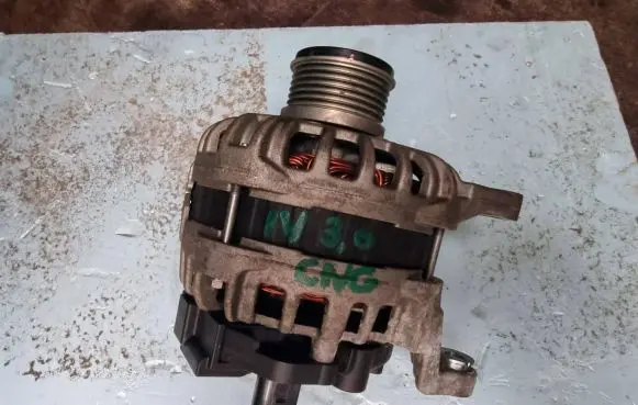 Iveco Daily 6th gen Generator/alternator 504385138 F000BL0704 1612612480