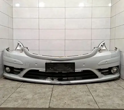 Mercedes-Benz R W251 Front bumper 