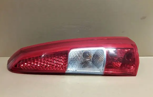 Volvo V70 Rear/tail lights 160986