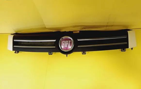 Fiat Panda II Front grill 735353899