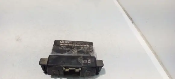 Volkswagen Caddy Gateway control module 1K0907530F 1K0907951