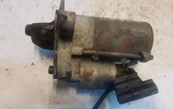 Ford Focus Starter motor 3M5T1100