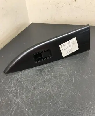 Mazda 6 Electric window control switch GP9A685L6