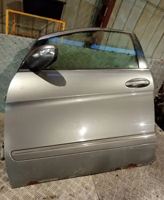 Mercedes-Benz B W245 Front door