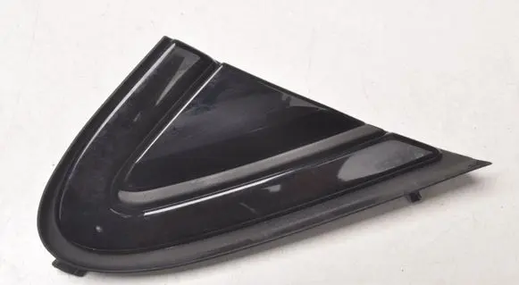 Volvo V40 Front arch trim 31416474