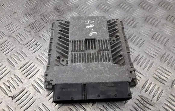 Audi A8 S8 D4 4H Engine control unit/module 4H0907551G 4H0907551A