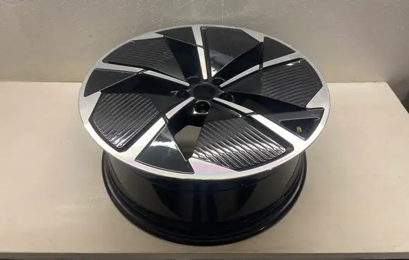 Audi Q4 e-tron R21 alloy rim 89a601025a