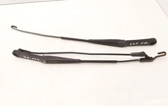 Alfa Romeo 166 Front wiper blade arm 60652112 60652111