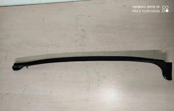Cadillac SRX Rubber seal rear door 25733019