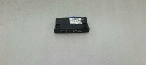 Mercedes-Benz GLE (W166 - C292) USB socket connector A1728201600