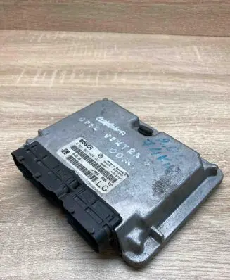 Opel Astra J Engine control unit/module ECU 90569348 0281001634 Used