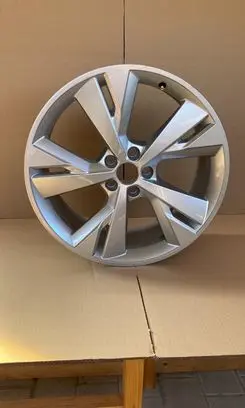 Audi Q4 Sportback e-tron R20 alloy rim 89a601025as