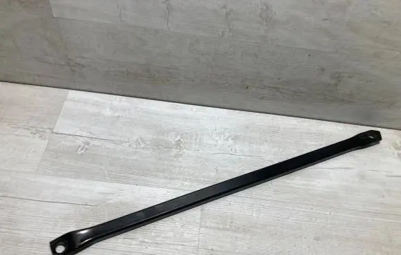 BMW 1 F20 F21 Front strut bar 77701l