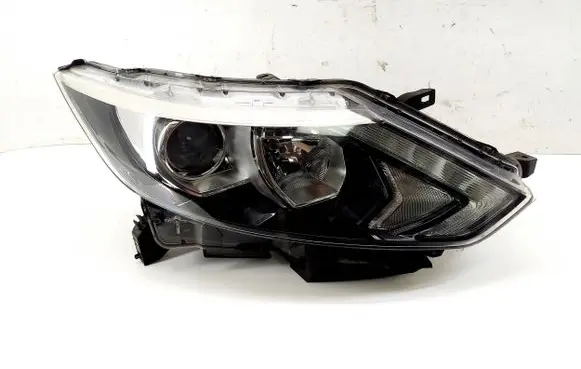 Nissan Qashqai Headlight/headlamp 10018014