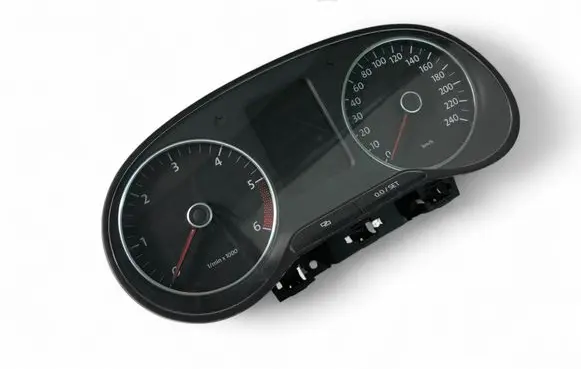 Volkswagen Polo V 6R Speedometer (instrument cluster) 6R0920861F