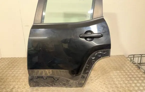 Jeep Renegade Rear door 