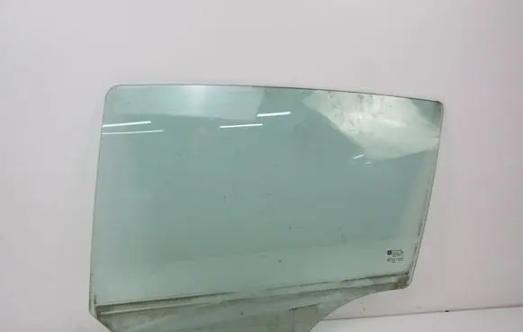 Opel Astra H Rear door window glass 