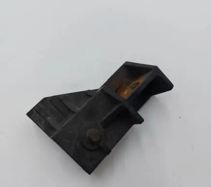 Mini Cooper Countryman R60 Radiator mount bracket 16614910