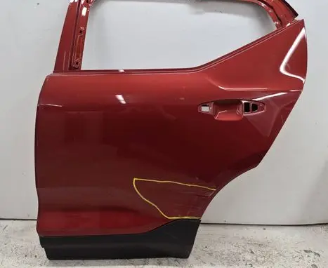 Volvo XC40 Rear door