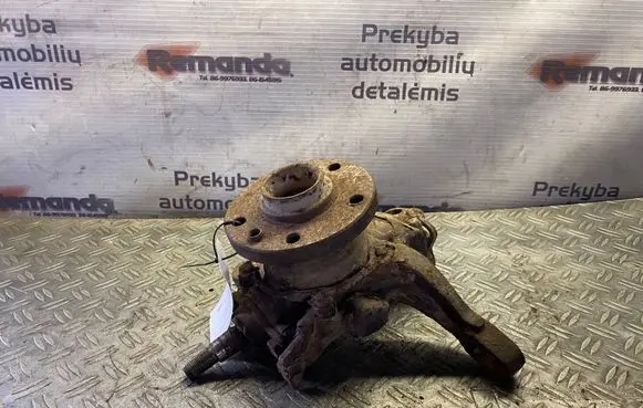 Volkswagen Transporter - Caravelle T4 Front wheel hub