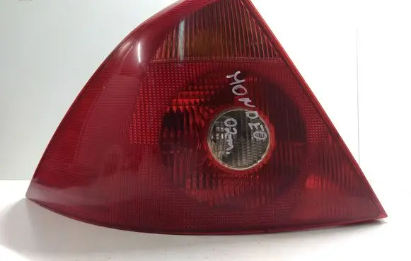 Ford Mondeo Mk III Rear/tail lights 1S7113405A
