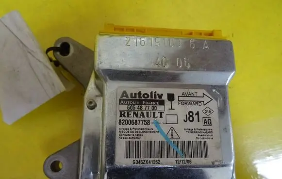 Renault Espace - Grand espace IV Airbag control unit/module 605487700 8200687758
