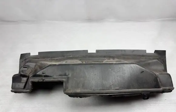 Jeep Grand Cherokee Other under body part 8051469