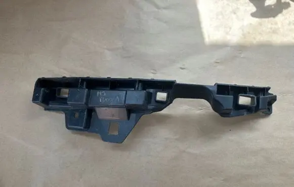 Renault Scenic III - Grand scenic III Front bumper mounting bracket 622216413R