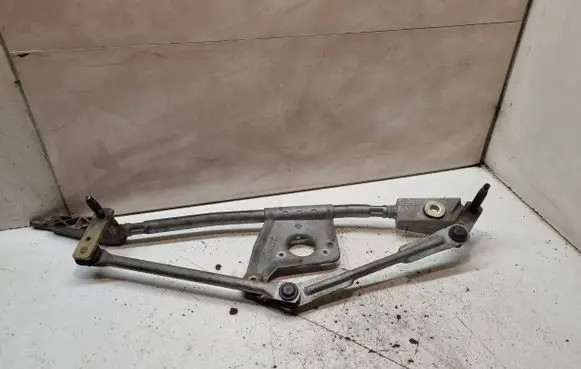 Volvo S60 Front wiper linkage 182395