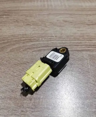 Toyota Yaris Airbag deployment crash/impact sensor 898310H010