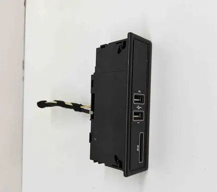 Mercedes-Benz C W205 USB socket connector A2058200126