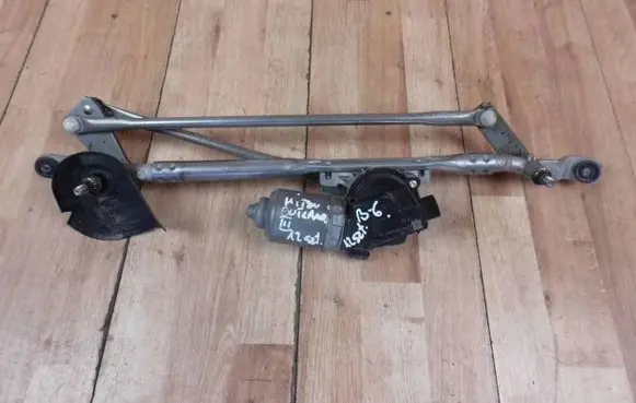 Mitsubishi Outlander Front wiper linkage and motor 8250B085 1593005630 8251A065